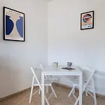 Urban 10 - 2 Bdr Apartman